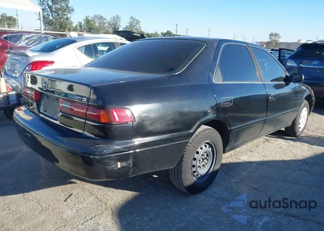 1999 Toyota Camry Le from USA, damaged, VIN JT2BG22K8X0292434